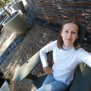 Meet your Posher, Elena